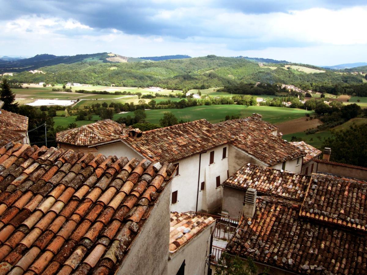Locanda Della Rocca Sarnano Eksteriør bilde