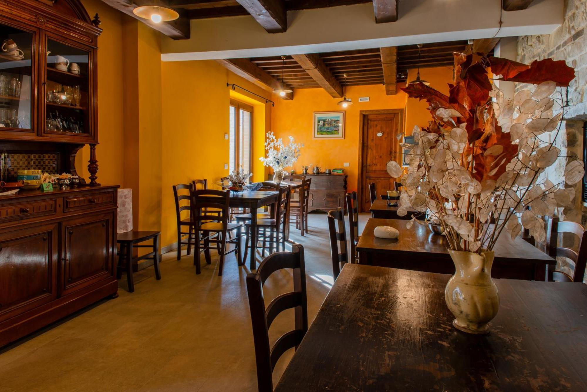 Locanda Della Rocca Sarnano Eksteriør bilde